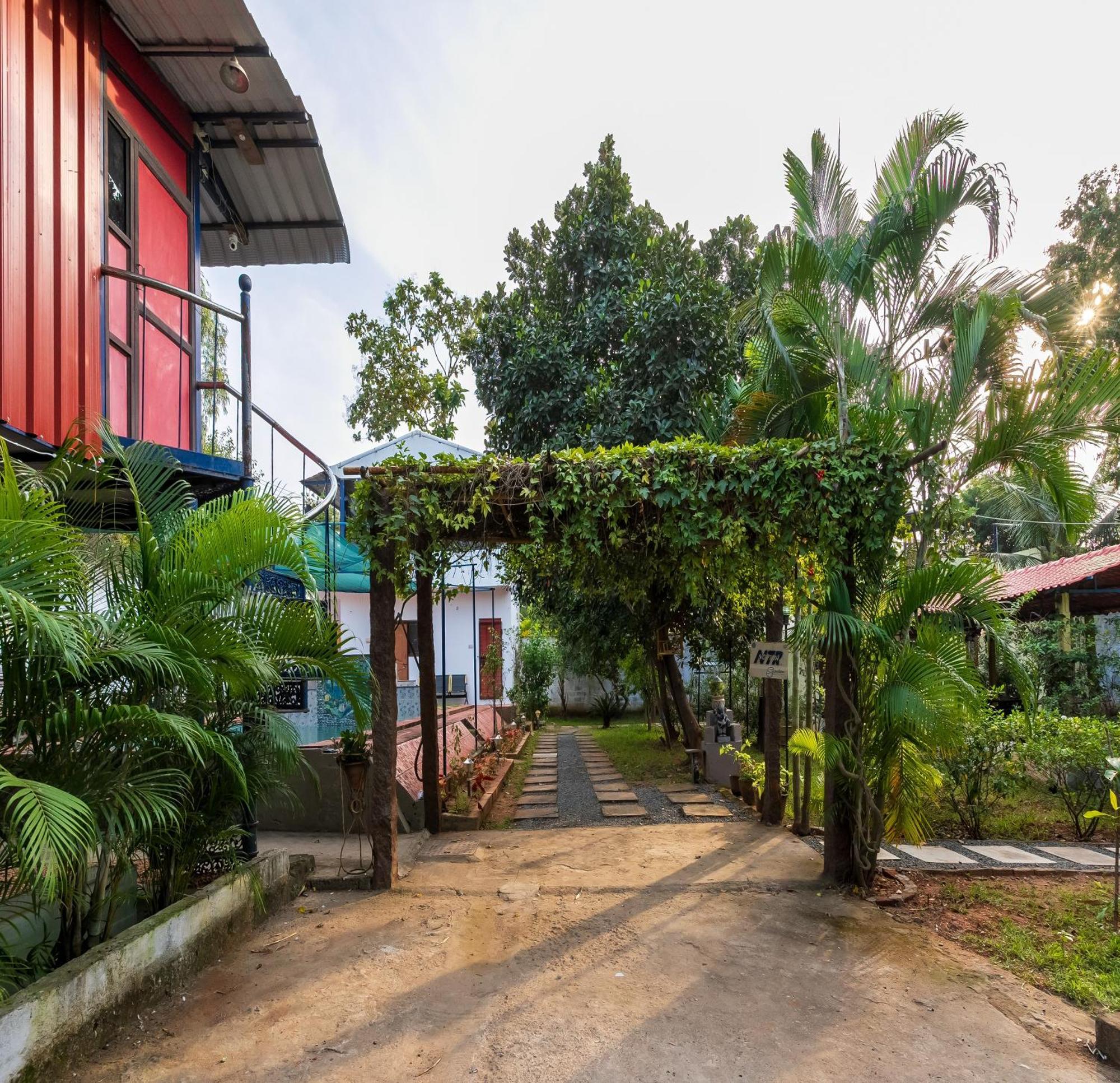 Ntr Garden Hotel Auroville Ngoại thất bức ảnh
